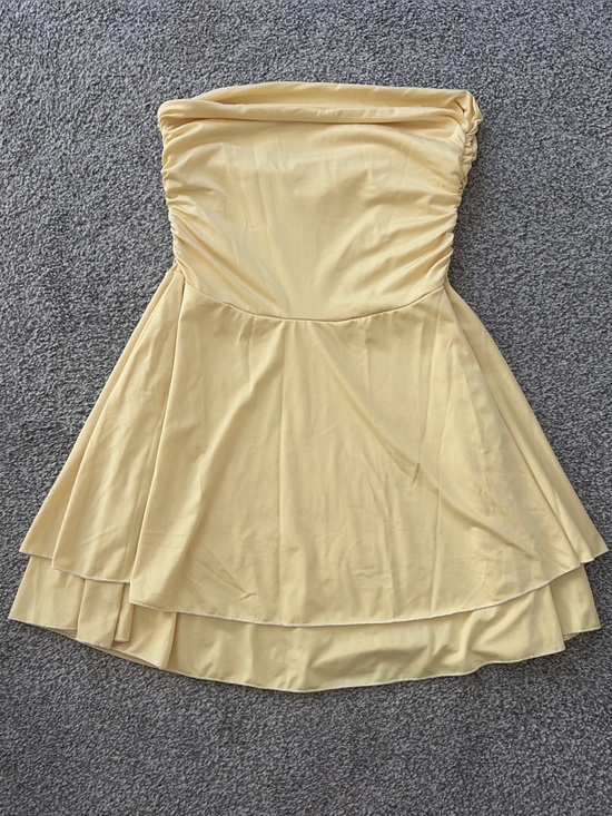Dresses & Skirts - Yellow Ruched Bodycon Dress